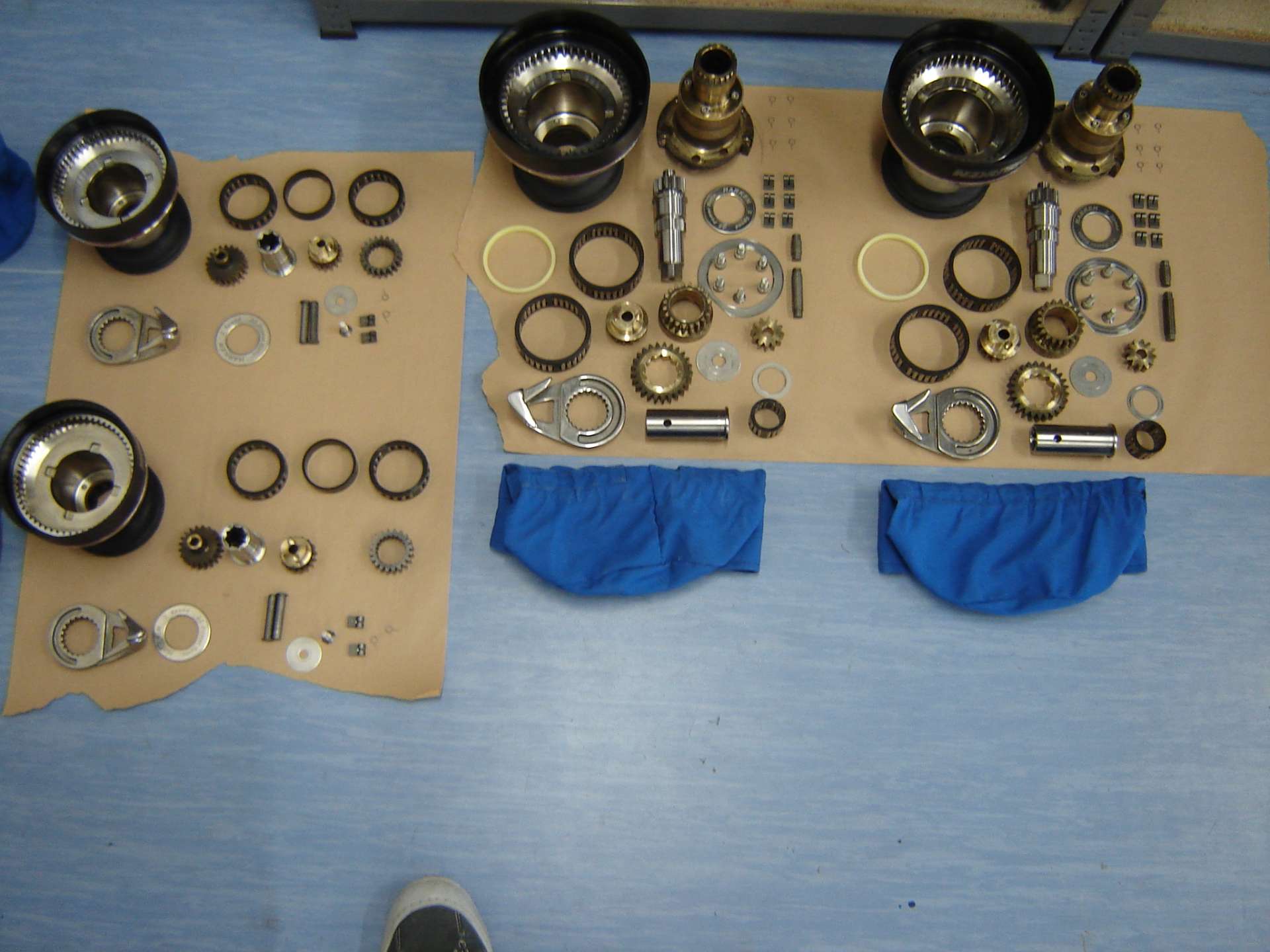 or if you need the mast winch service (here it is ready for installation)